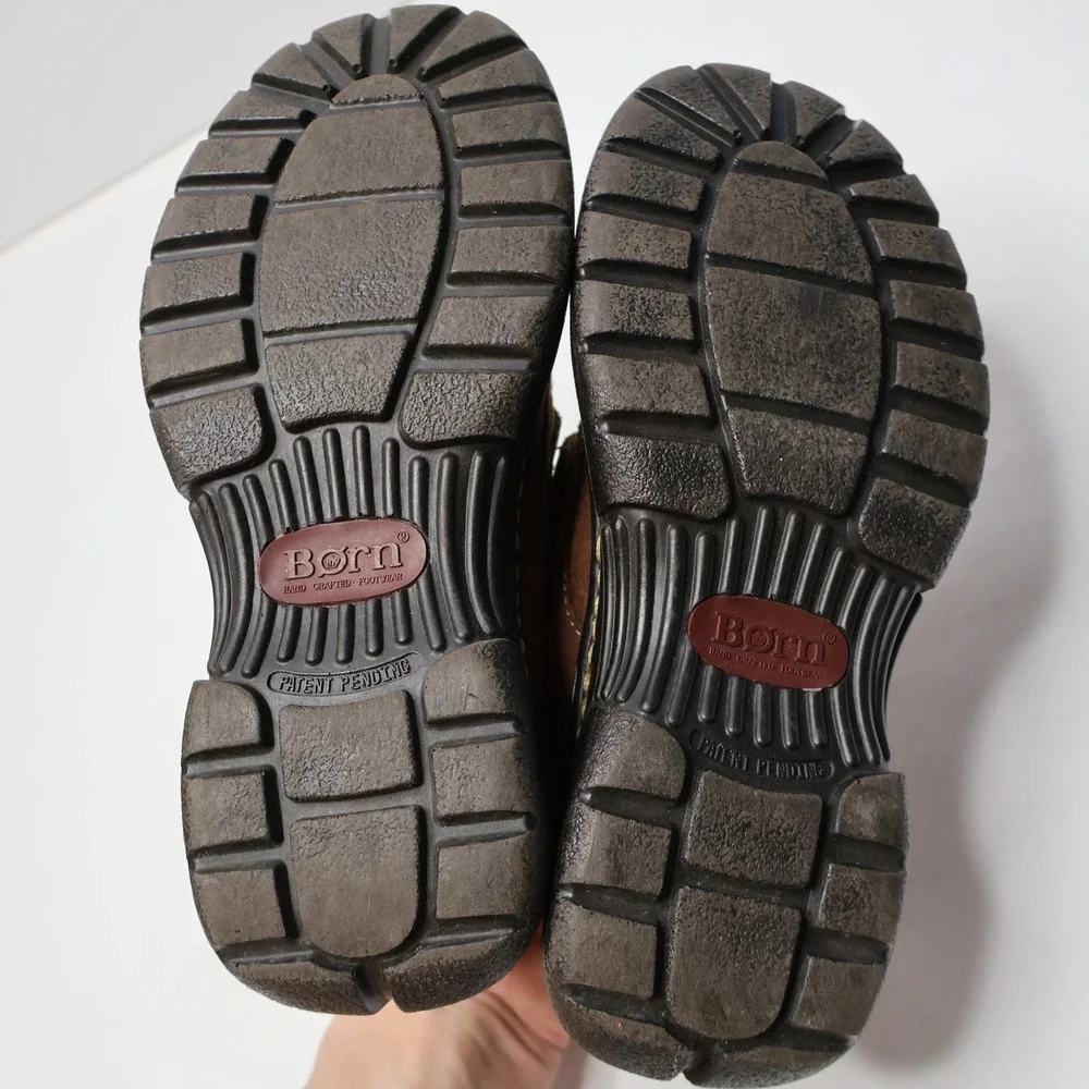Born Kids Brown Leather Shoes Hook & Loop Loafers Size‎ 1 / 32.5 Comfort Outdoor
